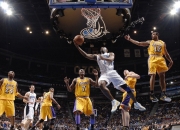 开云体育中国官网-逆转狂澜，伦纳德自我救赎之战，湖人打穿独行侠的背后