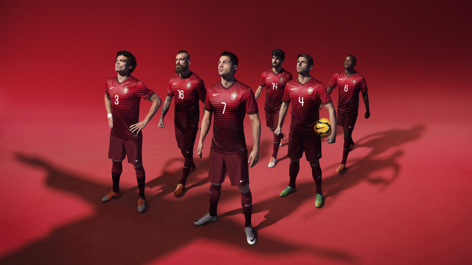 从雷恩到福登，足球场上的自我救赎与命运转折