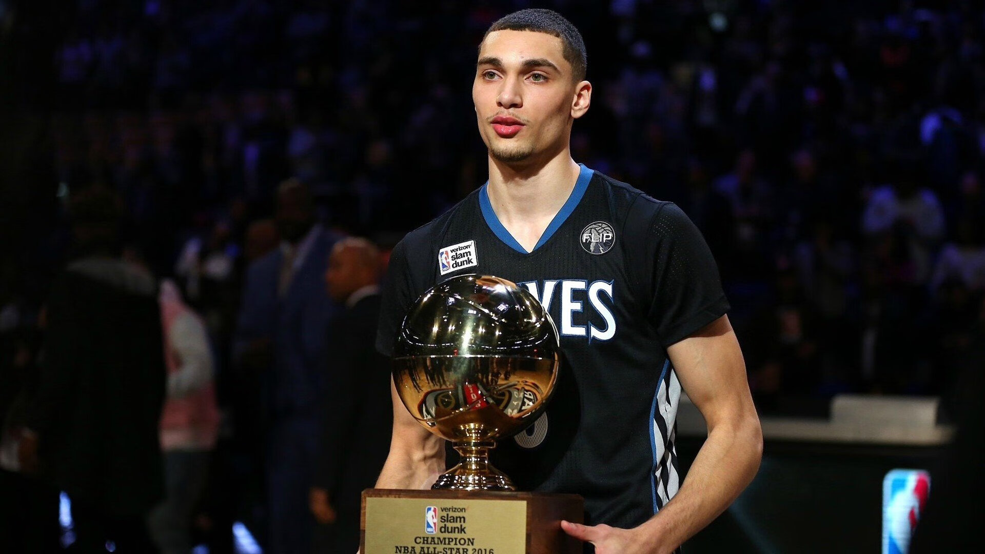 从广厦国王之战到美加墨焦点，体育精神的跨界共鸣