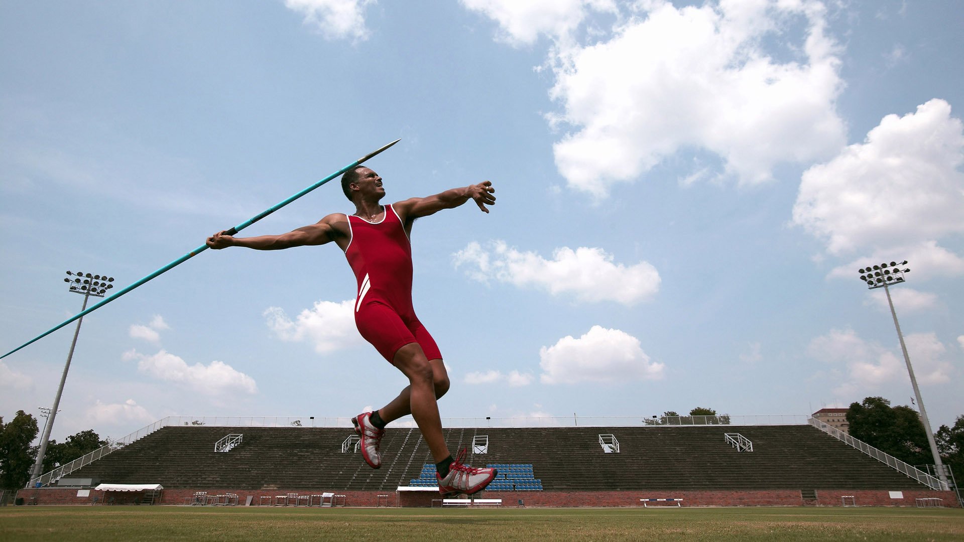 黄鸭组合燃爆赛场，泰国队力克马来西亚队展现唯一性胜利