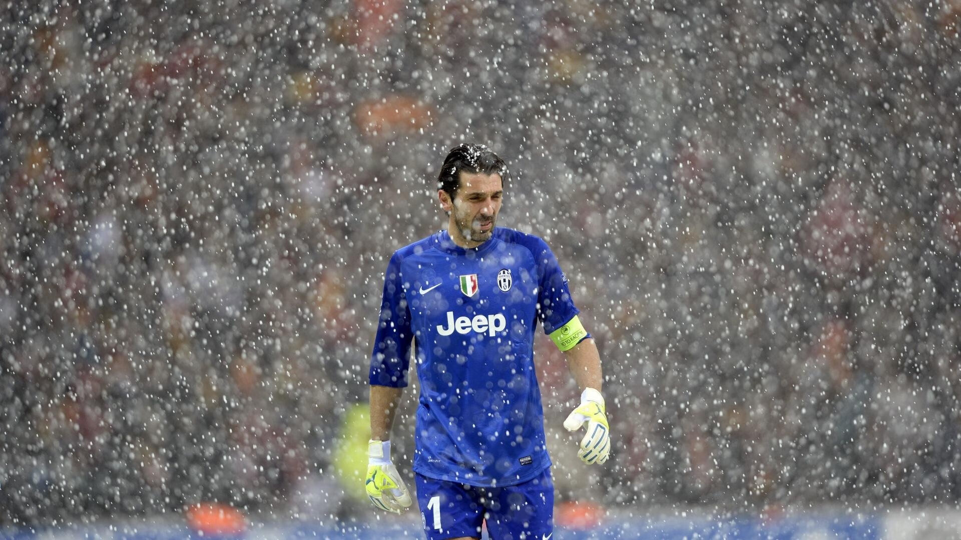 红色风暴席卷伊莫拉，佩雷兹的绝对统治与法拉利对雷诺的战术碾压